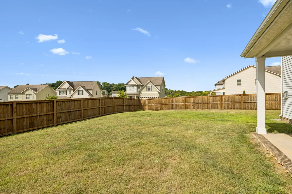 1045 Keeneland Dr Spring Hill, TN 37174