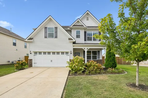 1045 Keeneland Dr