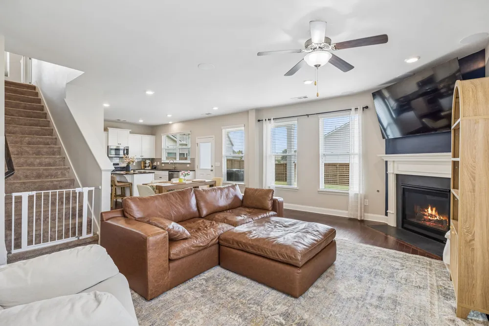 1045 Keeneland Dr Spring Hill, TN 37174