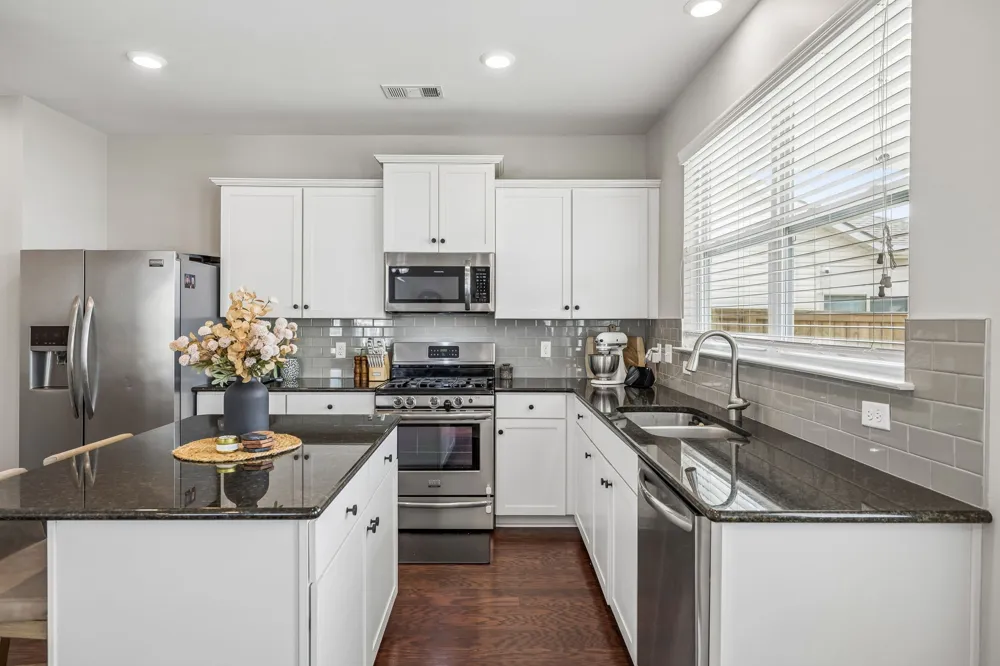 1045 Keeneland Dr Spring Hill, TN 37174