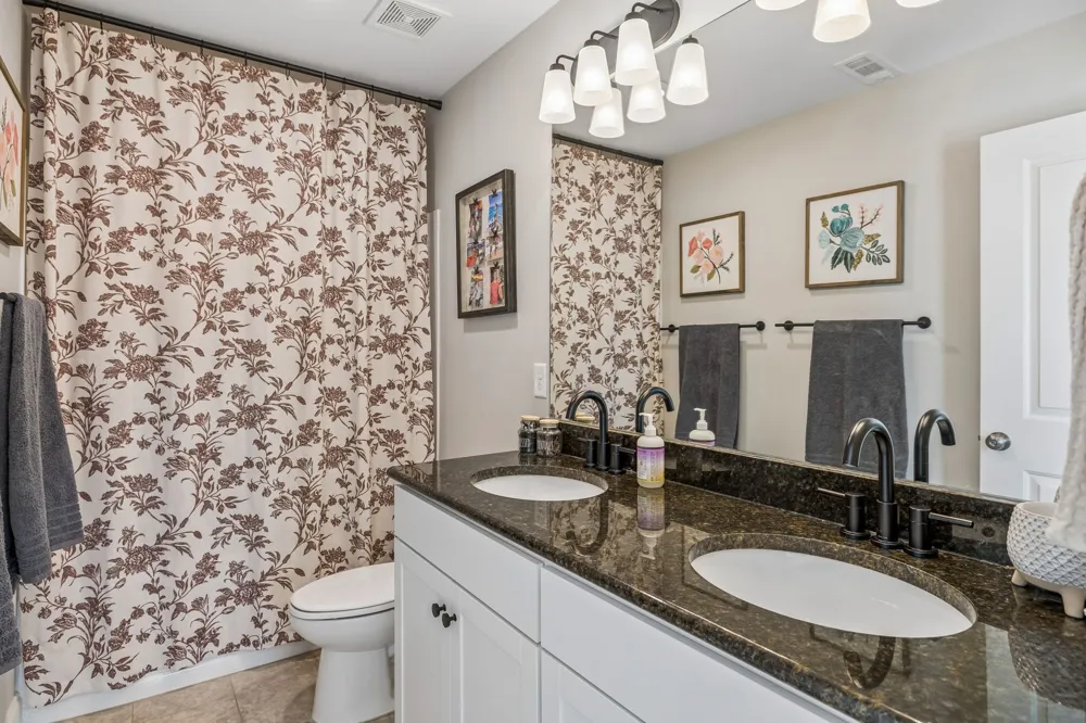 1045 Keeneland Dr Spring Hill, TN 37174