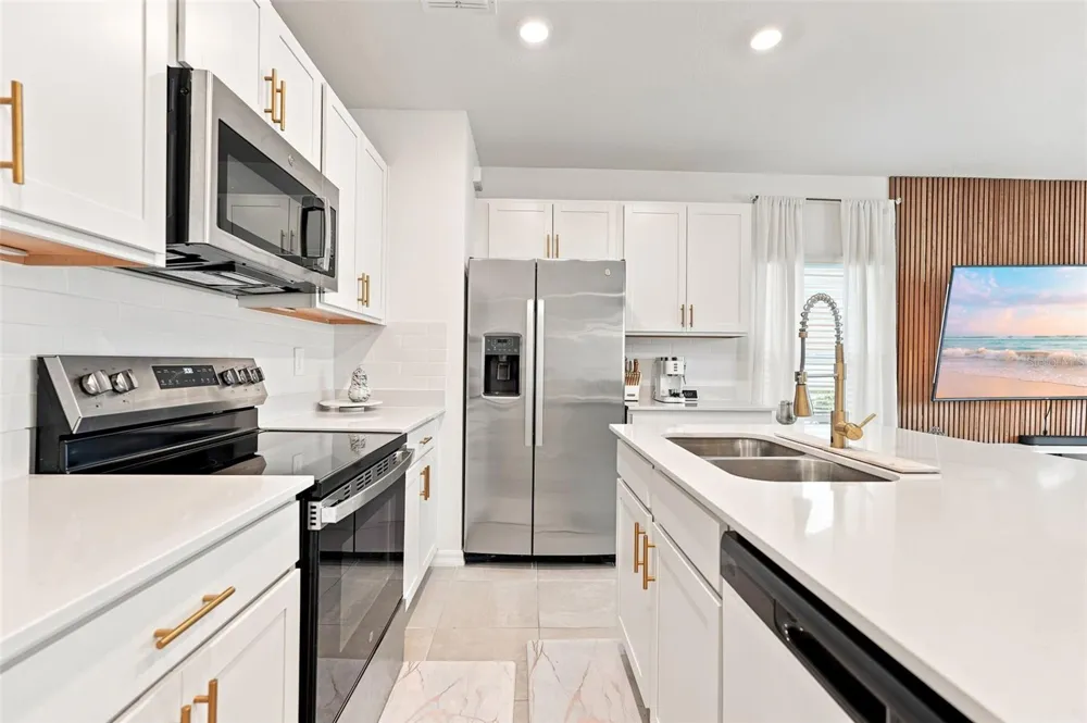14114 LILAC SKY TERRACE Bradenton, FL 34211
