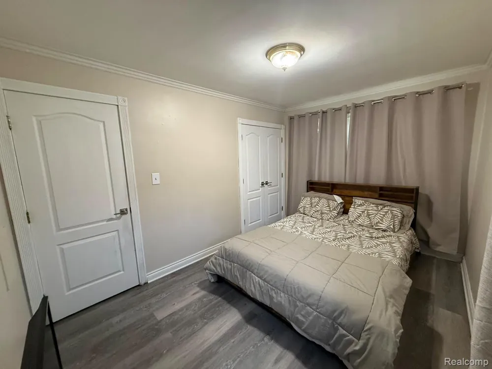 8863 Birkhill Drive Sterling Heights City, MI 48314