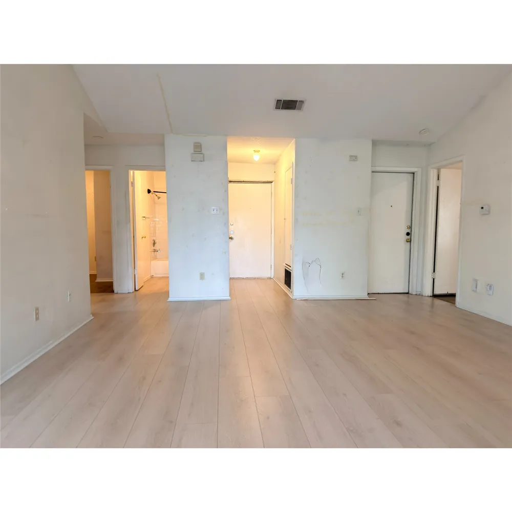 5507 Fence Row Austin, TX 78744
