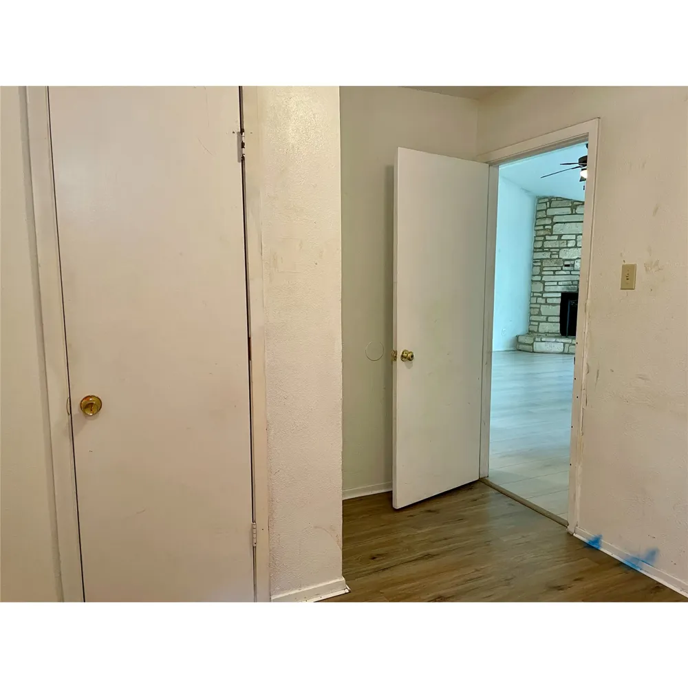 5507 Fence Row Austin, TX 78744