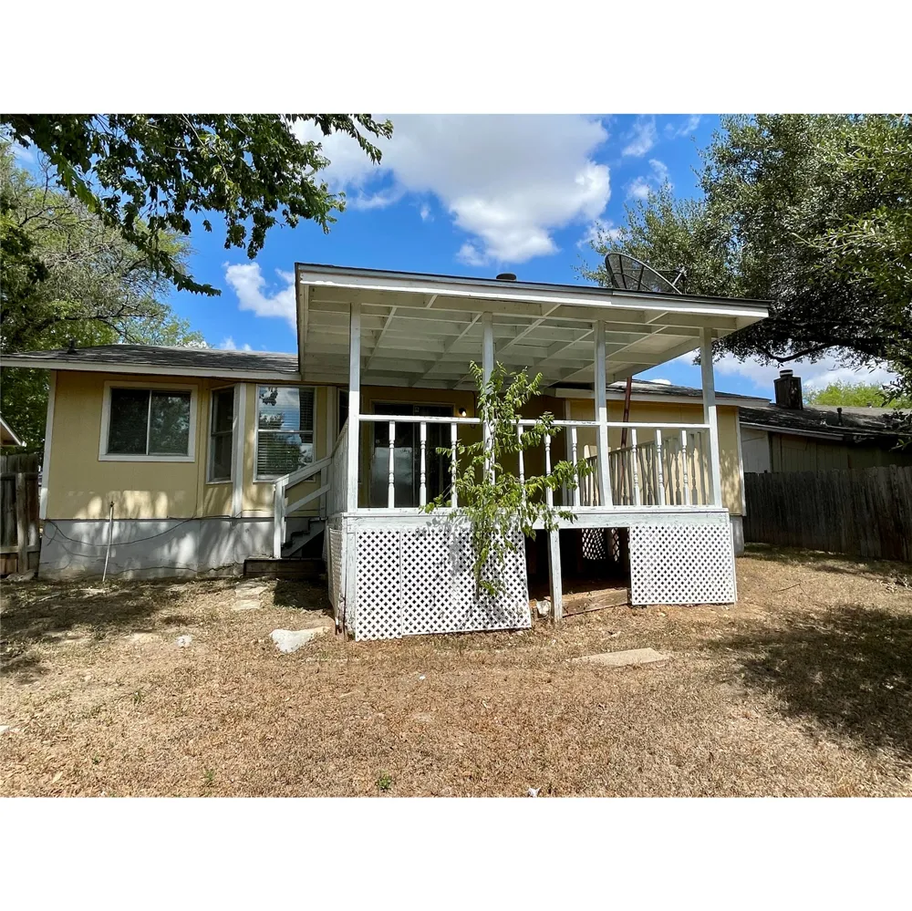 5507 Fence Row Austin, TX 78744