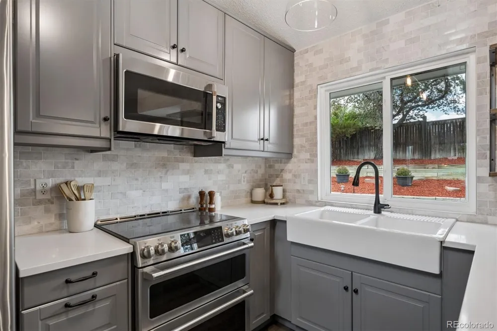 9914 Hoyt Way Broomfield, CO 80021