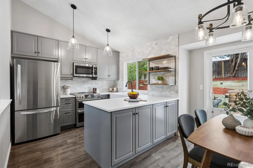 9914 Hoyt Way Broomfield, CO 80021