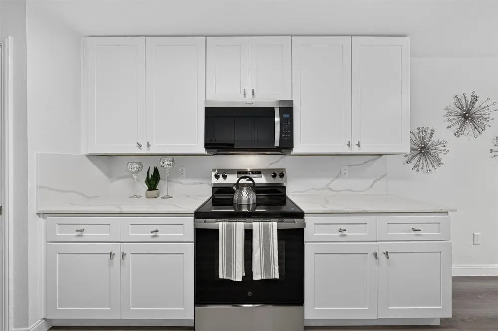 9592 Doliver Drive Houston, TX 77063