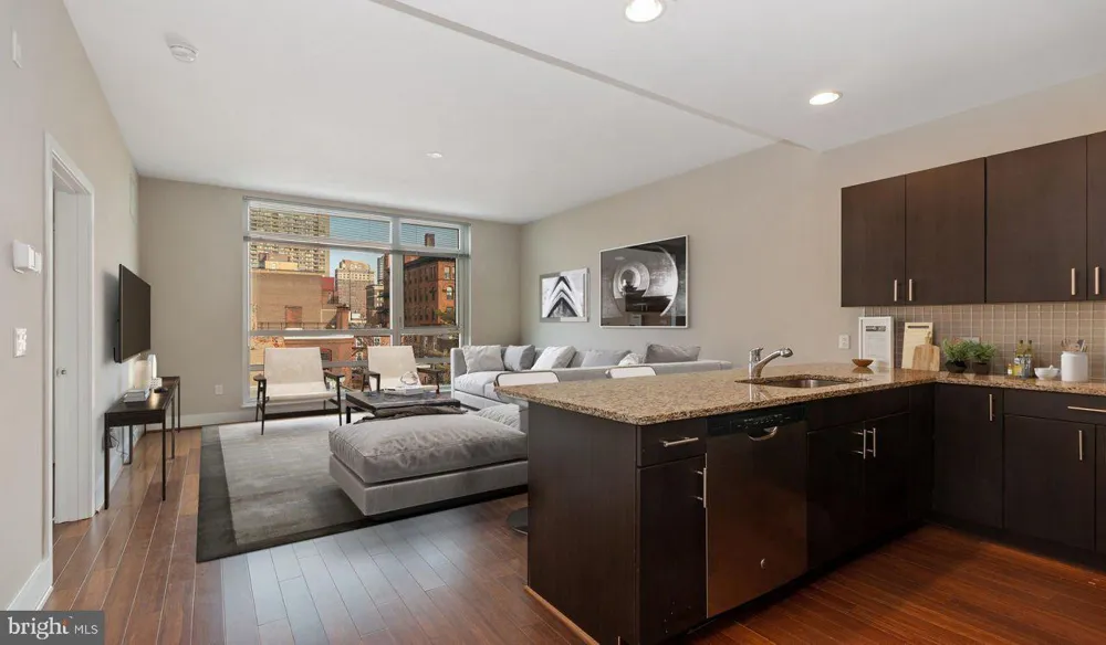 521 S BROAD STREET #303 Philadelphia, PA 19147