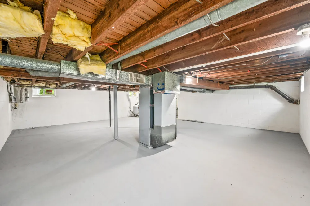 301 E Angel Avenue Unknown, MI 49305