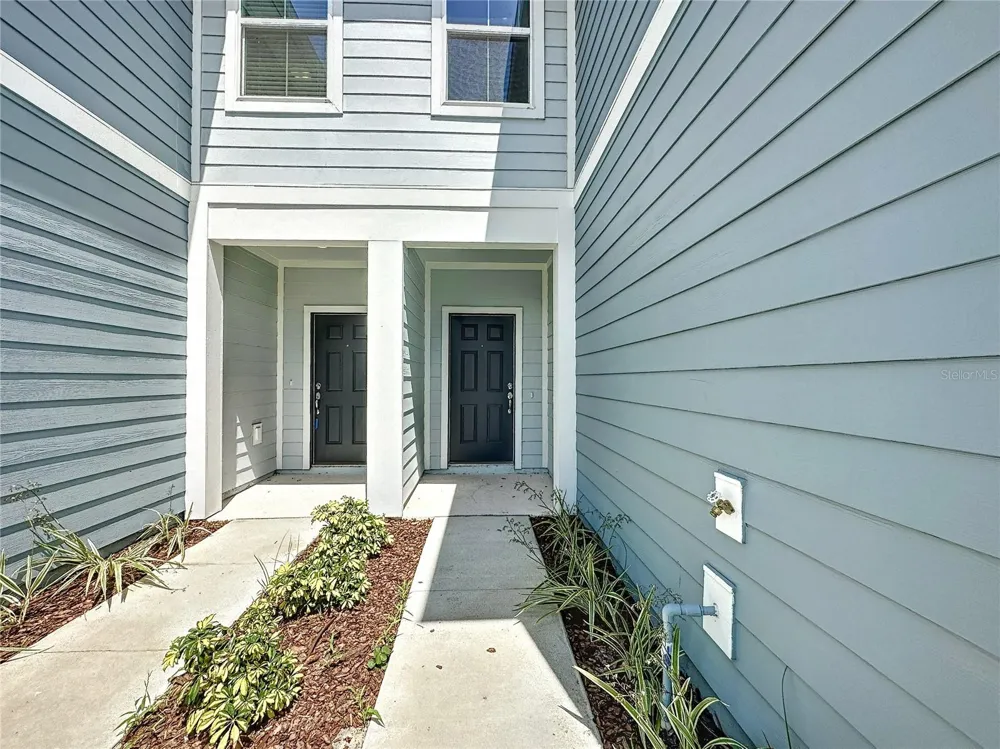 4621 SPARKLING SHELL AVENUE Kissimmee, FL 34746