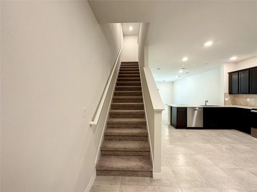 4621 SPARKLING SHELL AVENUE Kissimmee, FL 34746