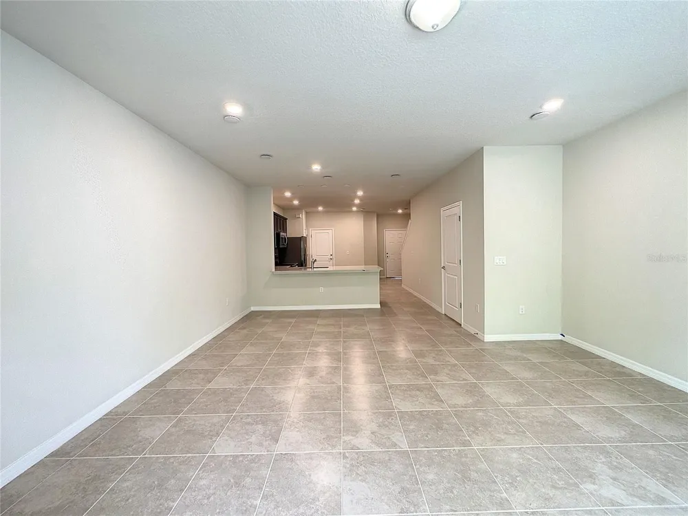 4621 SPARKLING SHELL AVENUE Kissimmee, FL 34746