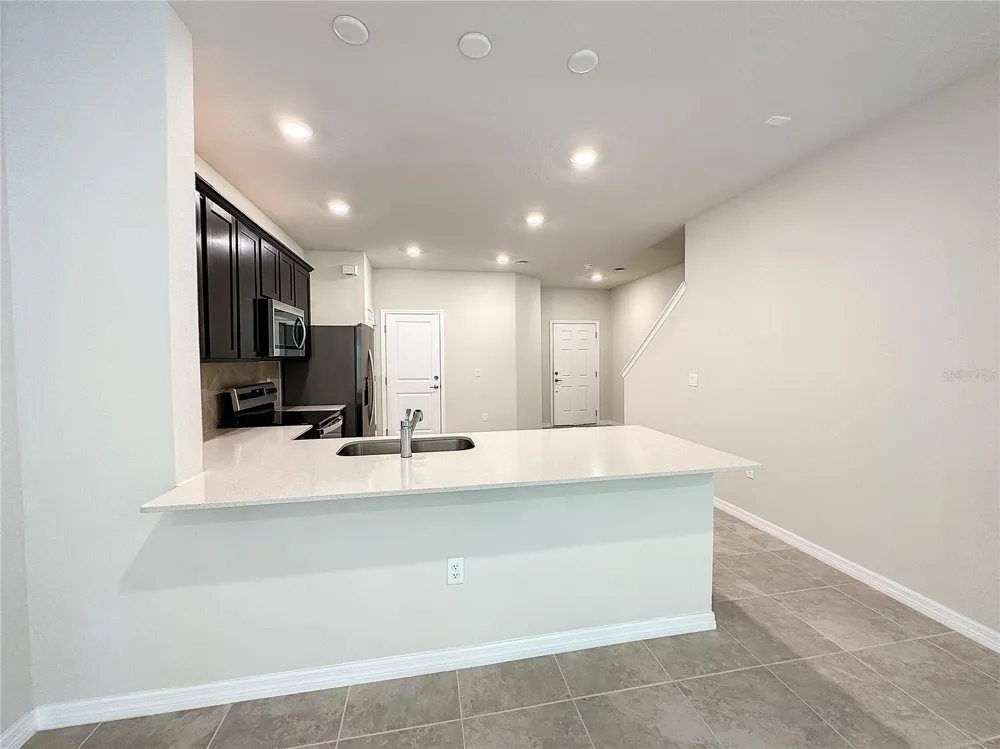 4621 SPARKLING SHELL AVENUE Kissimmee, FL 34746