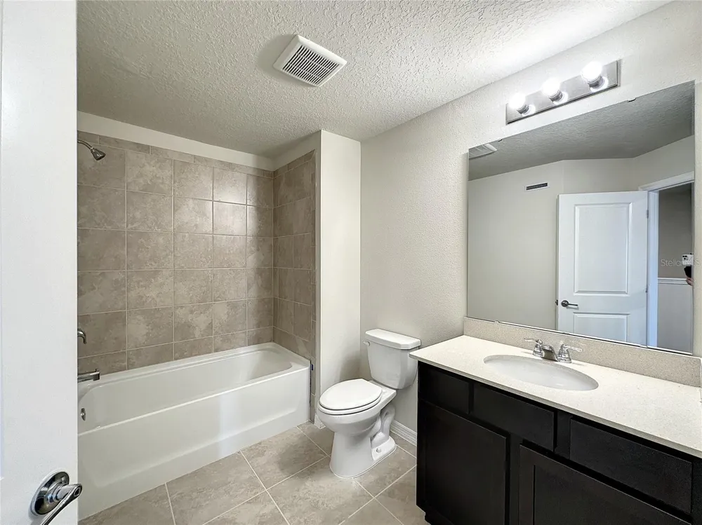 4621 SPARKLING SHELL AVENUE Kissimmee, FL 34746