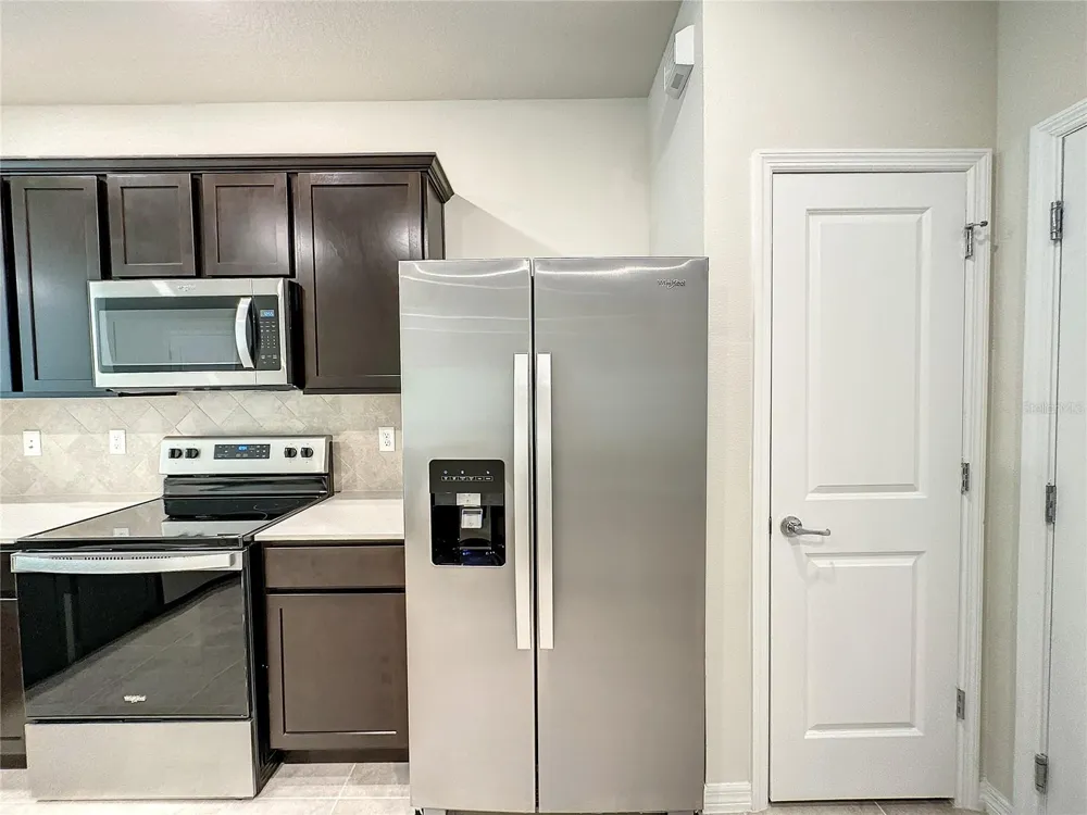 4621 SPARKLING SHELL AVENUE Kissimmee, FL 34746