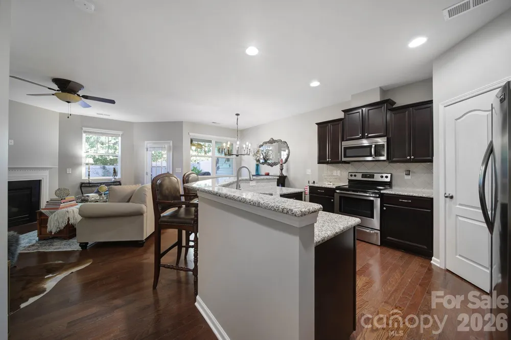 7021 Woodsbay Lane Rock Hill, SC 29732