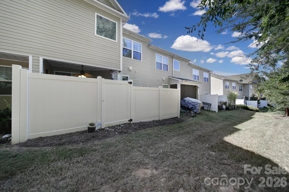 7021 Woodsbay Lane Rock Hill, SC 29732