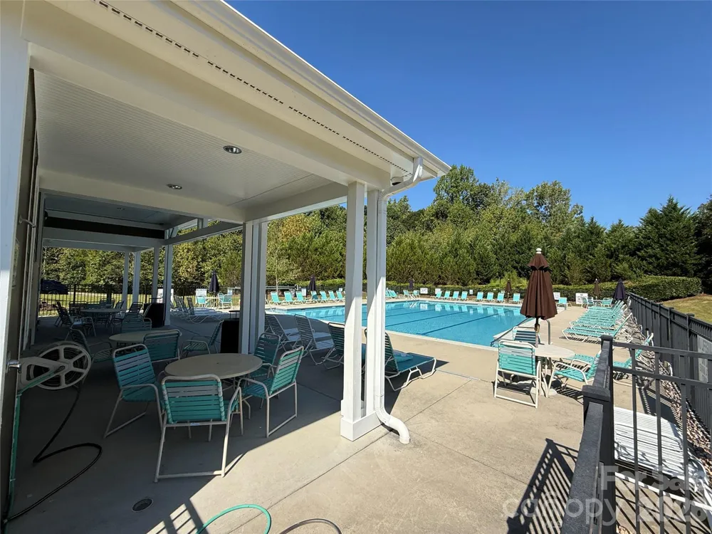 7021 Woodsbay Lane Rock Hill, SC 29732