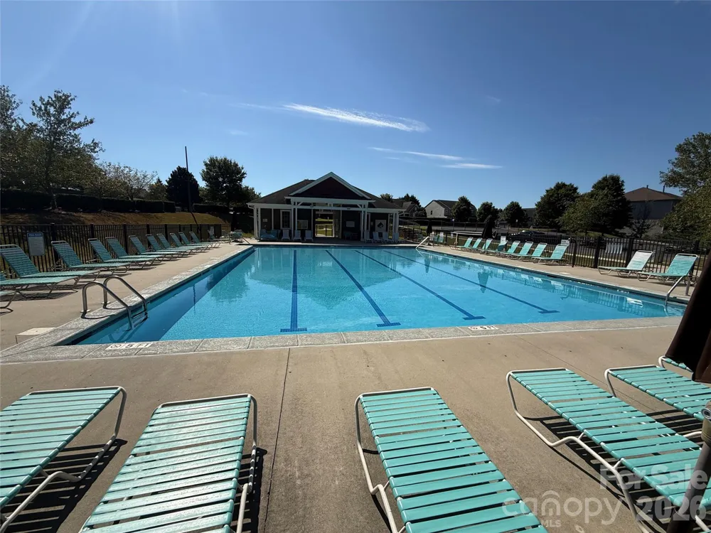 7021 Woodsbay Lane Rock Hill, SC 29732