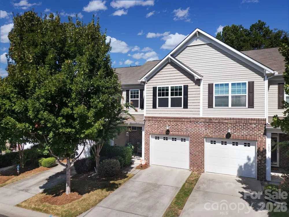 7021 Woodsbay Lane Rock Hill, SC 29732