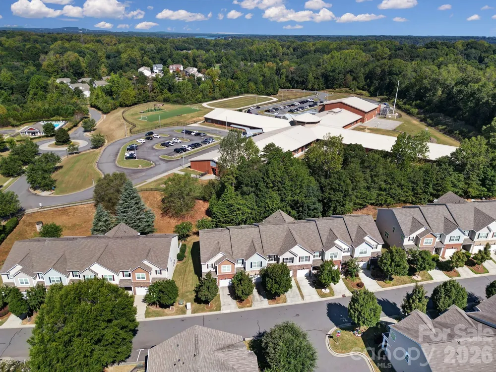7021 Woodsbay Lane Rock Hill, SC 29732