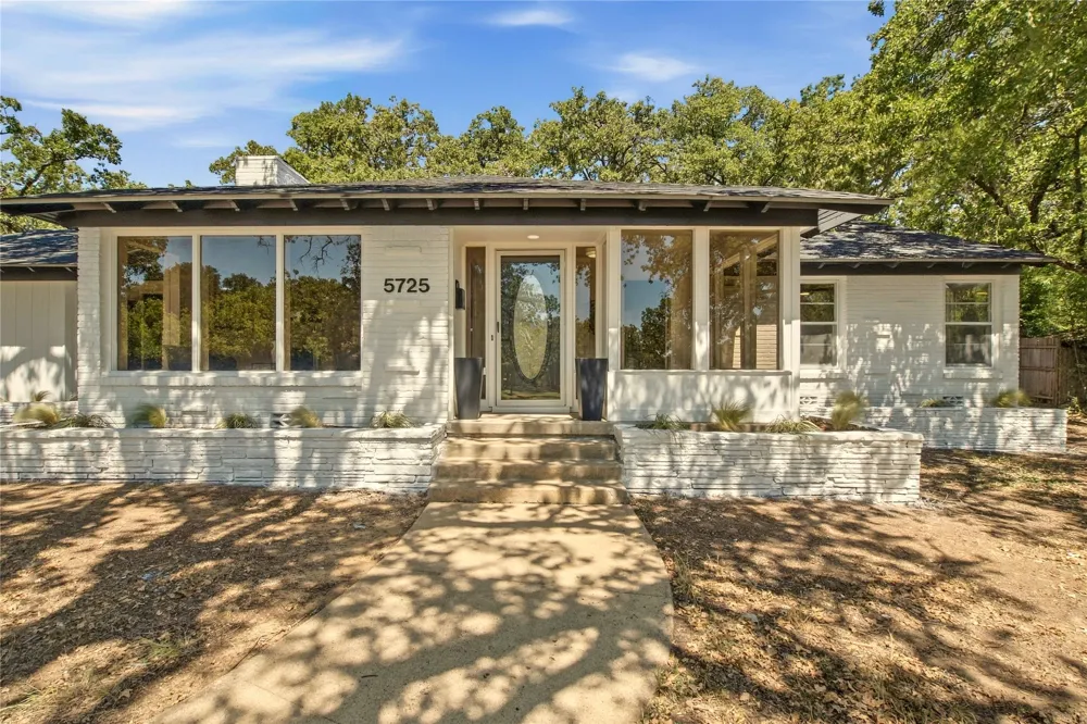 5725 Jacqueline Road Fort Worth, TX 76112