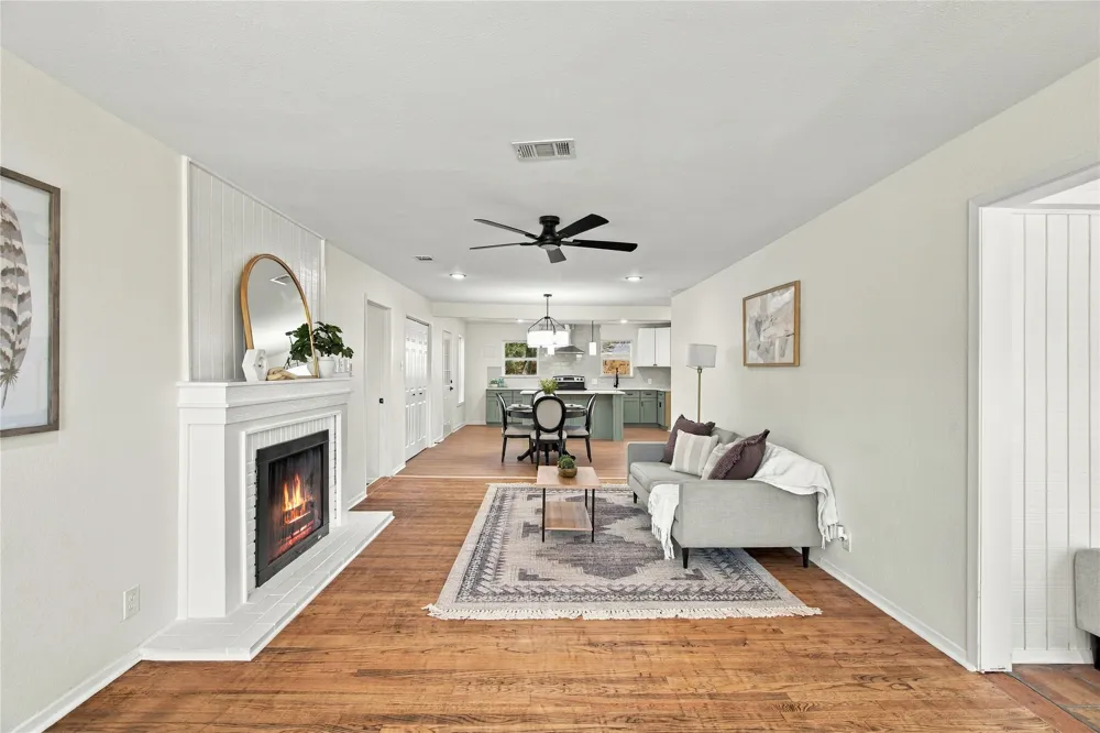 5725 Jacqueline Road Fort Worth, TX 76112