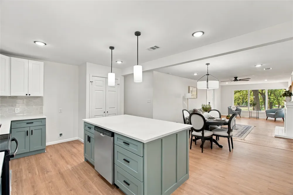 5725 Jacqueline Road Fort Worth, TX 76112