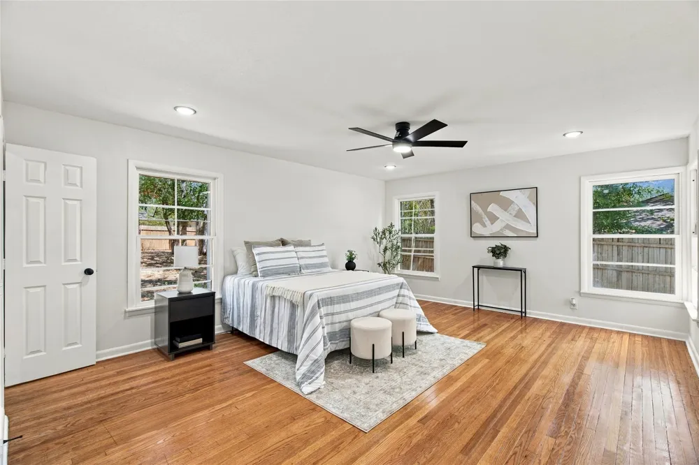 5725 Jacqueline Road Fort Worth, TX 76112