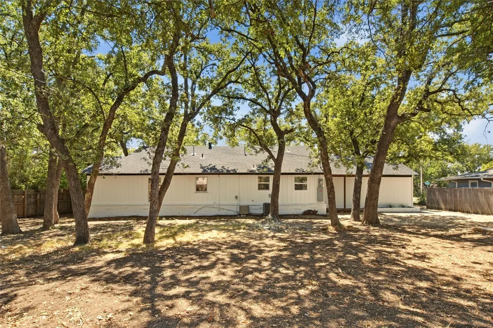 5725 Jacqueline Road Fort Worth, TX 76112