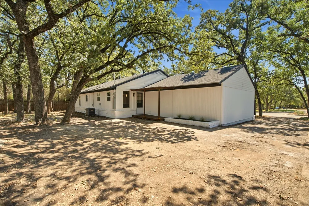 5725 Jacqueline Road Fort Worth, TX 76112