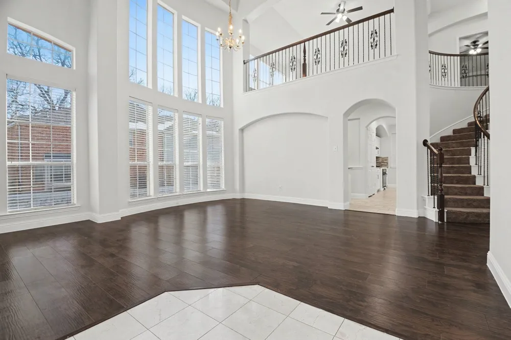 1930 Wind Lake Circle Garland, TX 75040