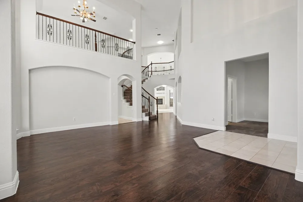 1930 Wind Lake Circle Garland, TX 75040