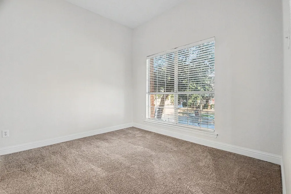 1930 Wind Lake Circle Garland, TX 75040