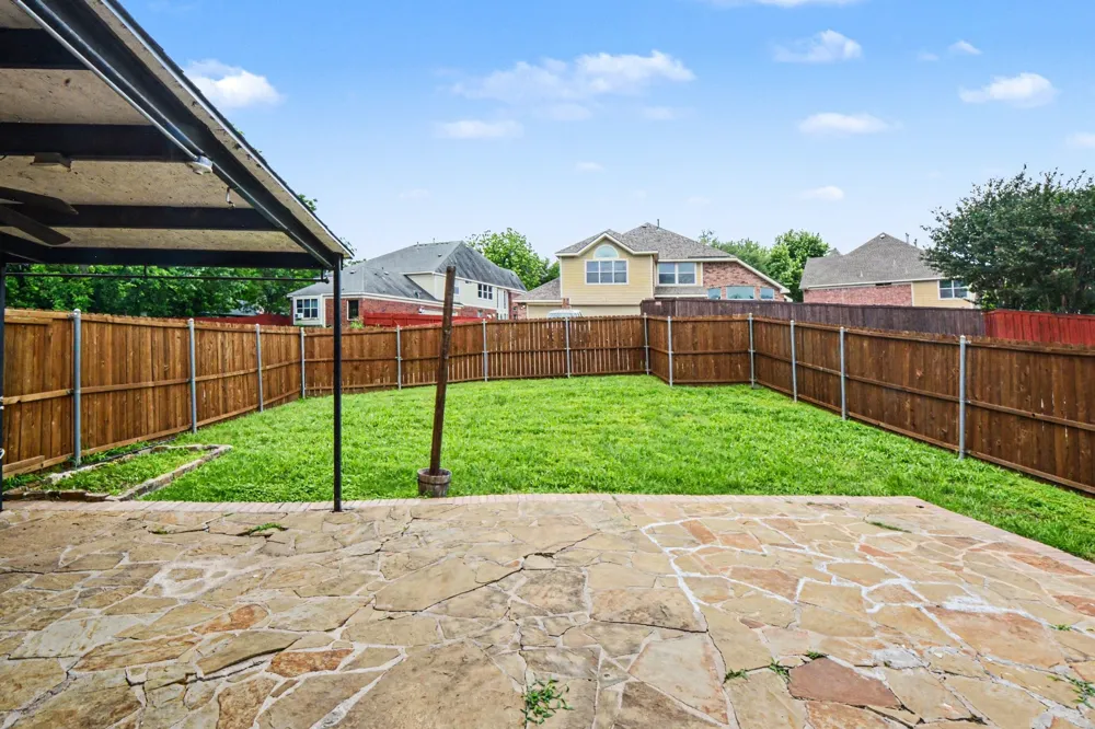 1930 Wind Lake Circle Garland, TX 75040
