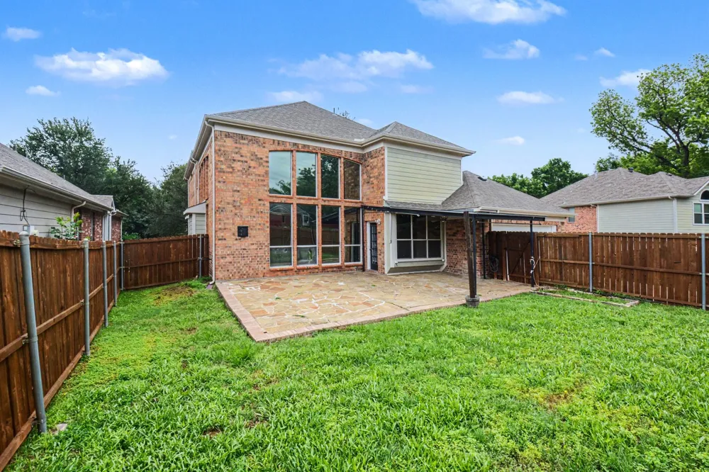 1930 Wind Lake Circle Garland, TX 75040