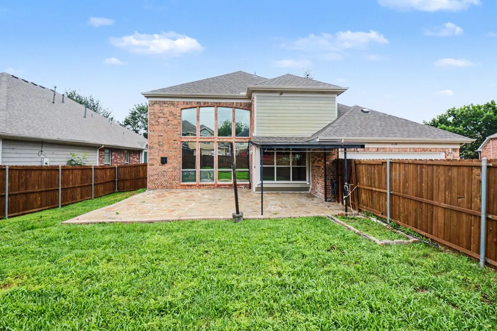 1930 Wind Lake Circle Garland, TX 75040