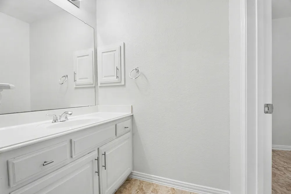 1930 Wind Lake Circle Garland, TX 75040