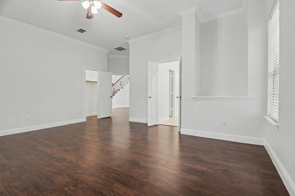 1930 Wind Lake Circle Garland, TX 75040