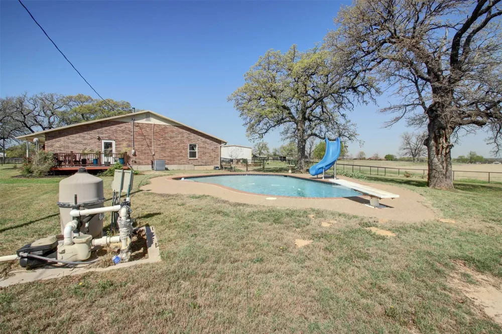 3559 Springfield Springtown, TX 76082