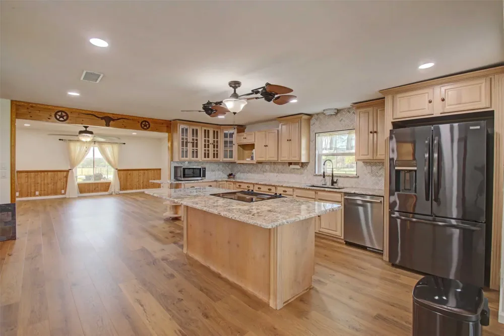 3559 Springfield Springtown, TX 76082