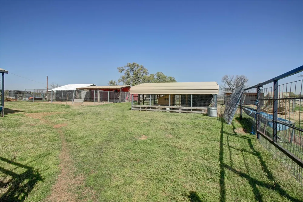 3559 Springfield Springtown, TX 76082