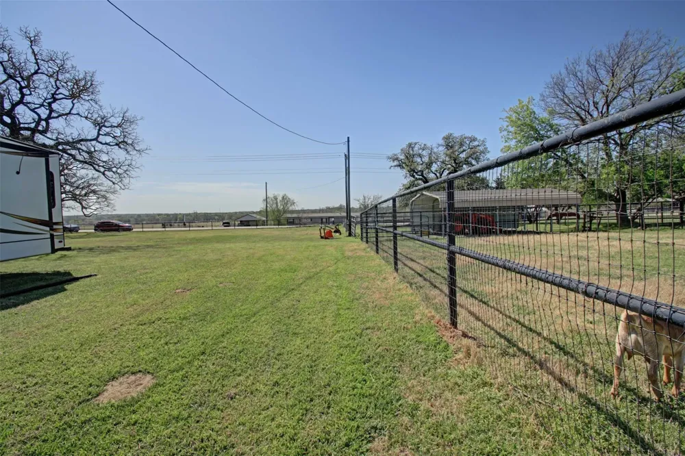 3559 Springfield Springtown, TX 76082