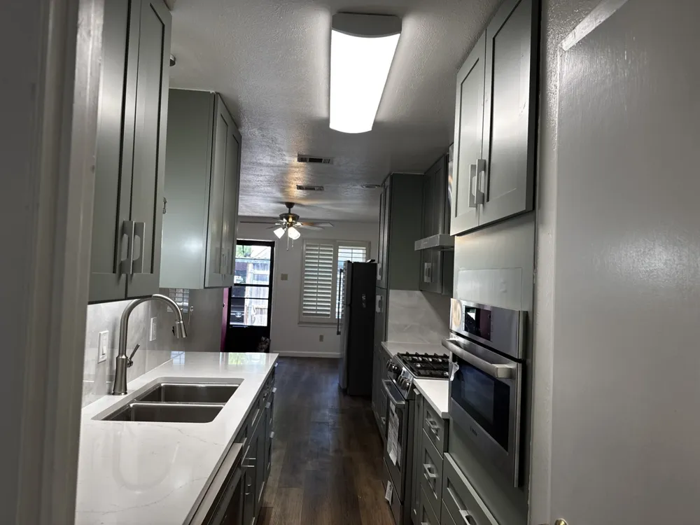 13853 Leinsper Green Street Dallas, TX 75240