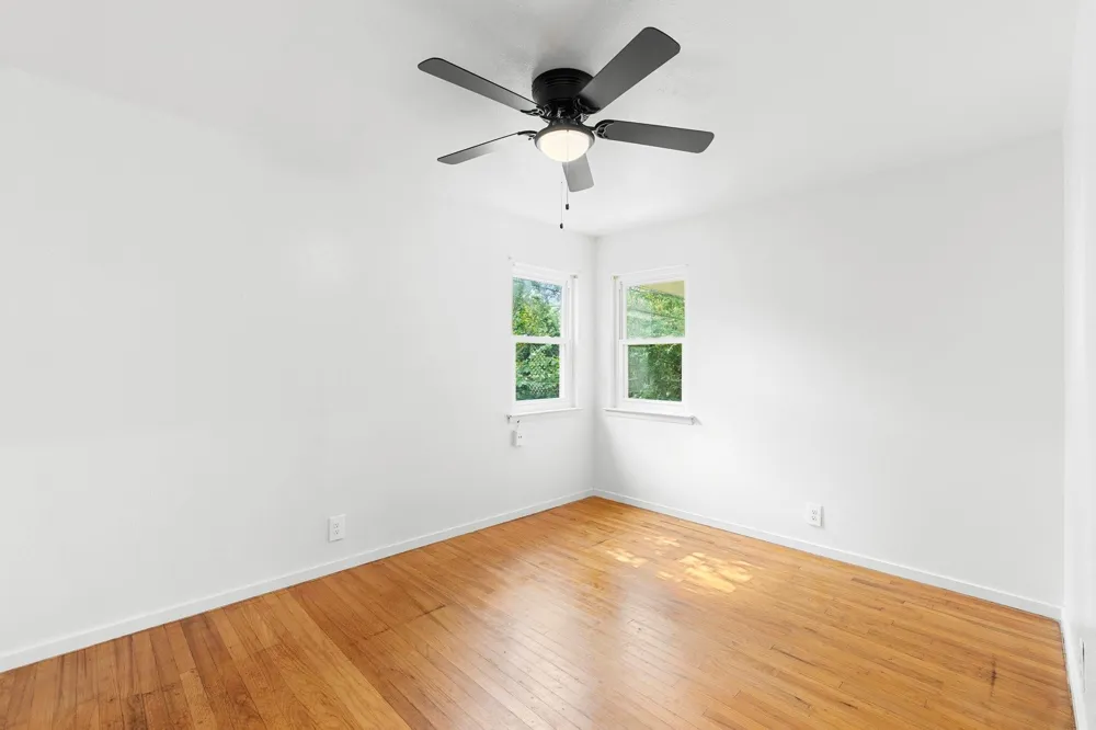 777 Cullum Avenue Hurst, TX 76053