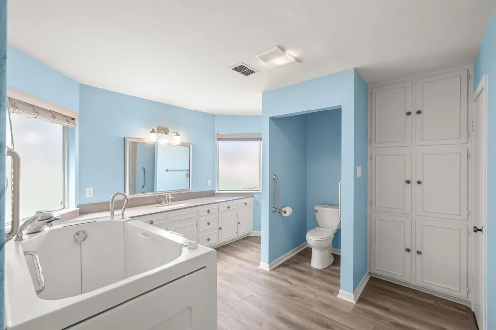 2813 Rockbridge Road Tyler, TX 75701