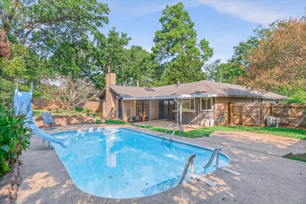 2813 Rockbridge Road Tyler, TX 75701