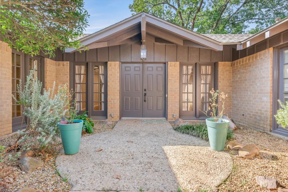 2813 Rockbridge Road Tyler, TX 75701